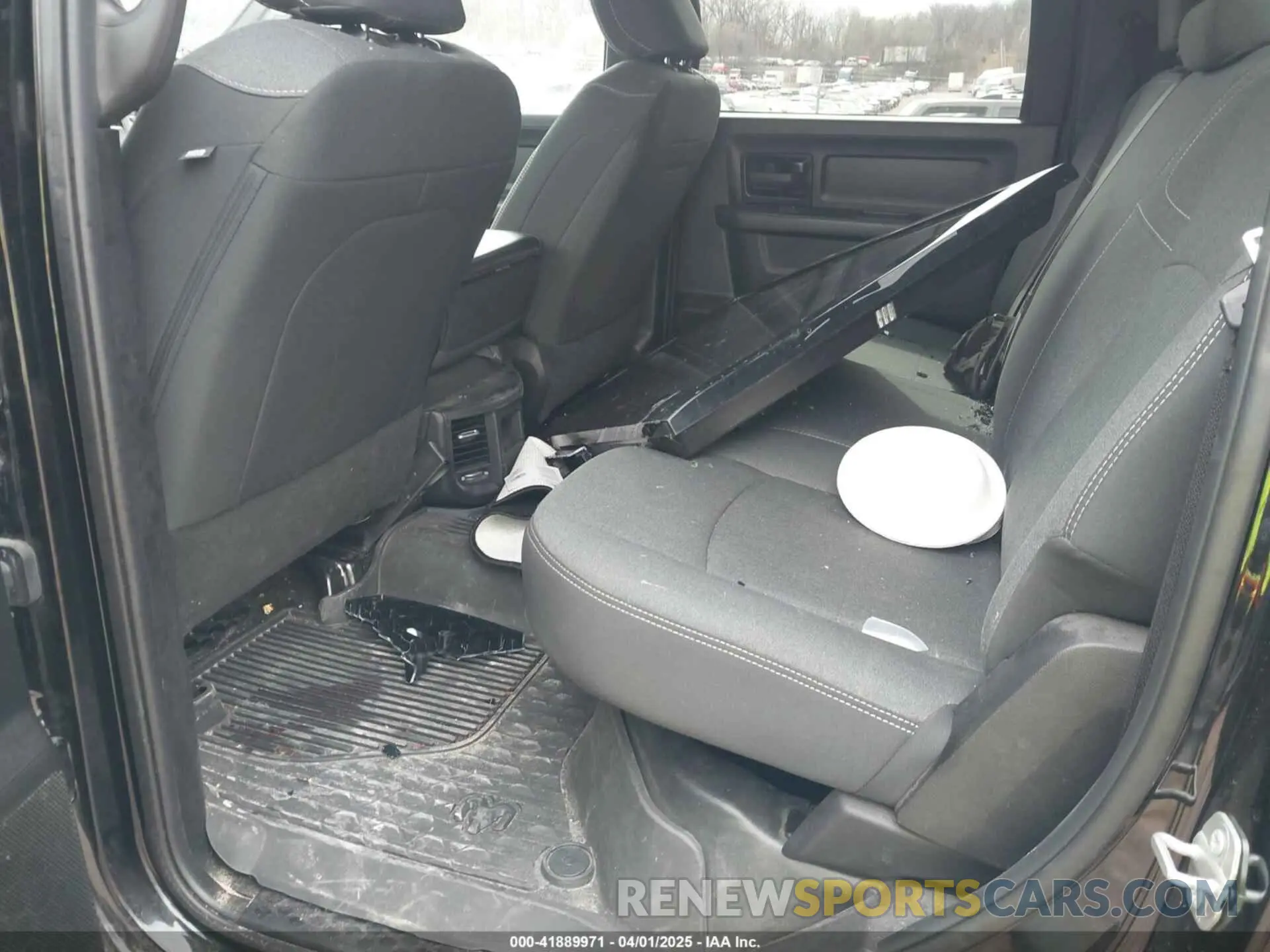 7 Фотография поврежденного автомобиля 3C63RRGL2RG108899 RAM 3500 2024