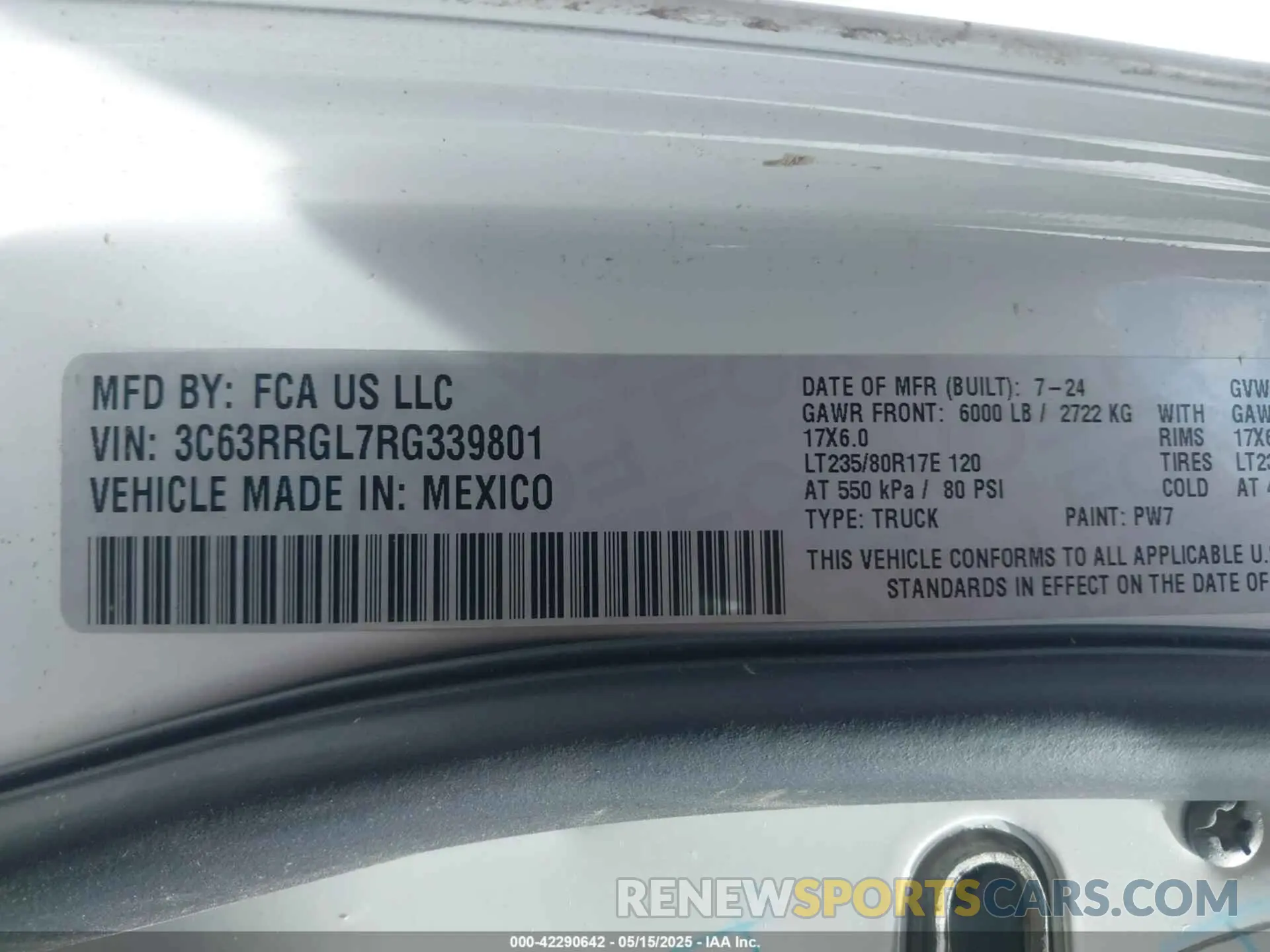8 Фотография поврежденного автомобиля 3C63RRGL7RG339801 RAM 3500 2024