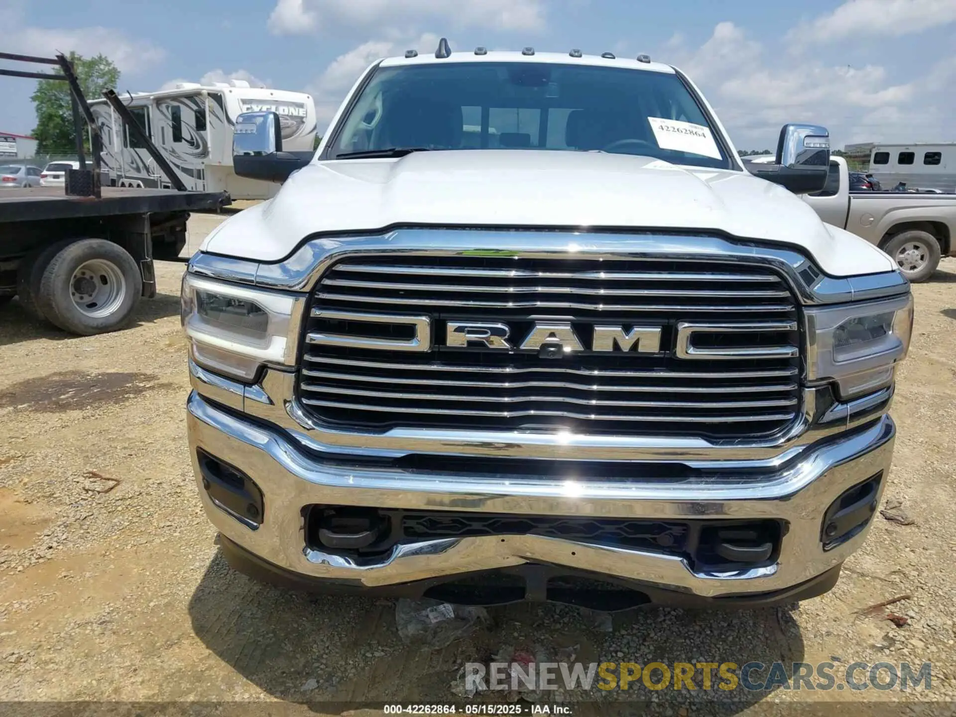 14 Photograph of a damaged car 3C63RRJL9RG362389 RAM 3500 2024