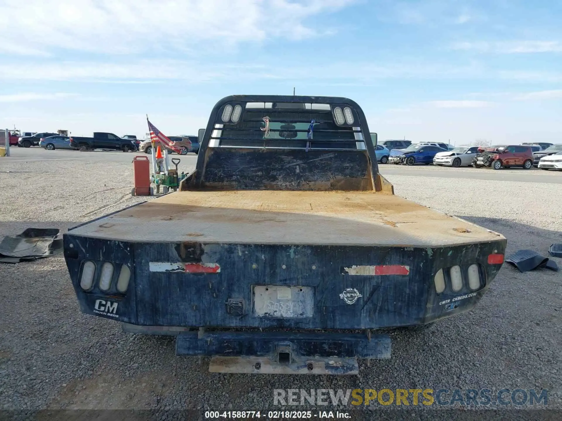 14 Фотография поврежденного автомобиля 3C7WRTCL3KG543481 RAM 3500 CHASSIS 2019