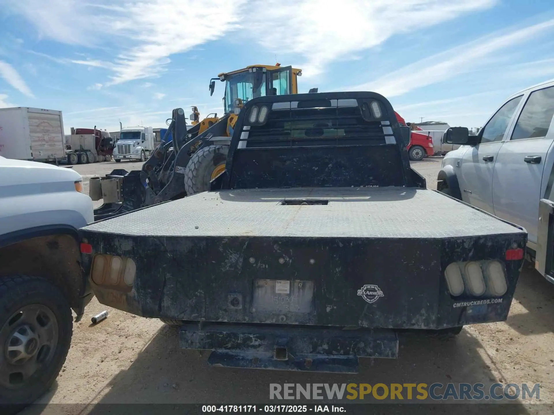 15 Фотография поврежденного автомобиля 3C7WRTCL3KG643385 RAM 3500 CHASSIS 2019
