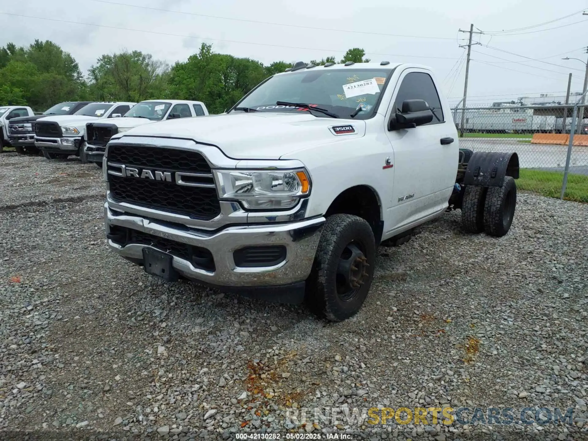 2 Photograph of a damaged car 3C7WRTAL2LG225758 RAM 3500 CHASSIS 2020