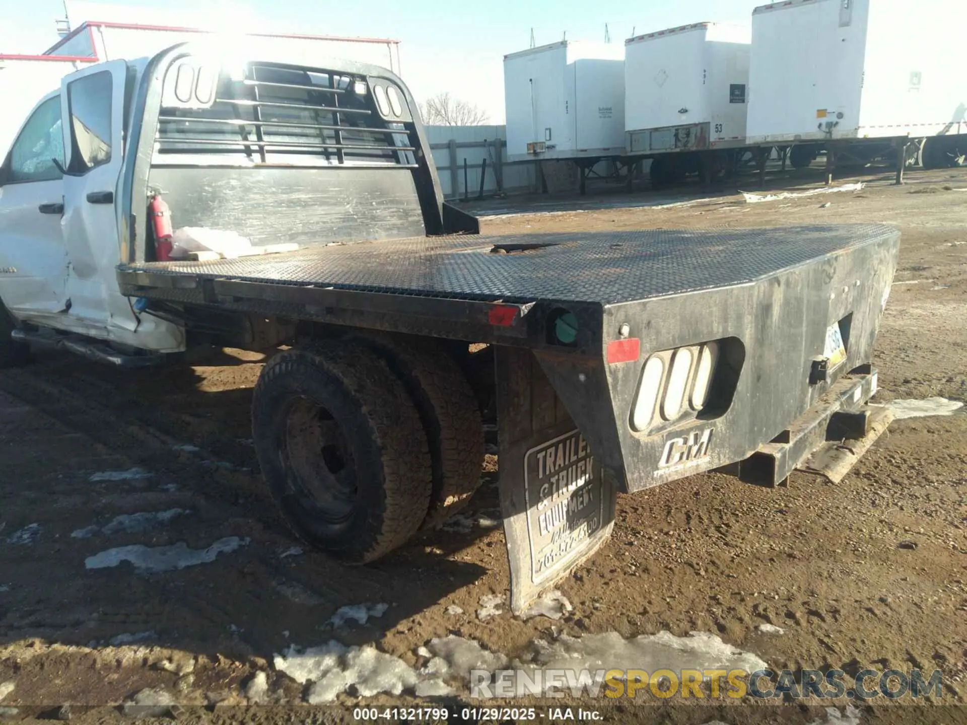 3 Фотография поврежденного автомобиля 3C7WRTCL9LG122687 RAM 3500 CHASSIS 2020