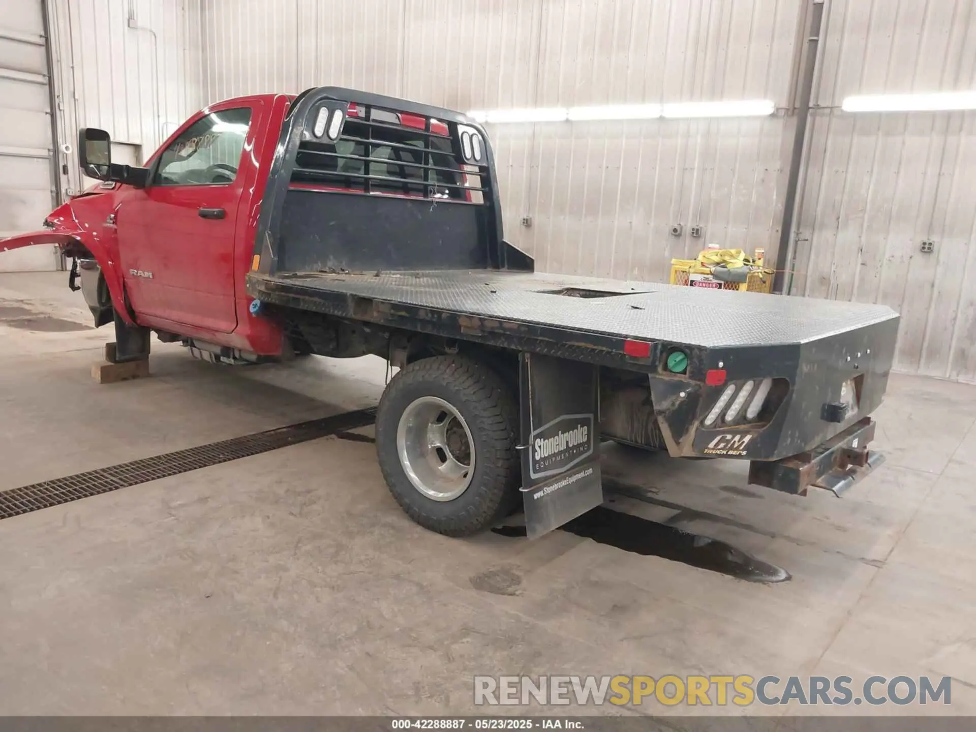 3 Photograph of a damaged car 3C7WRTAL1MG673300 RAM 3500 CHASSIS 2021