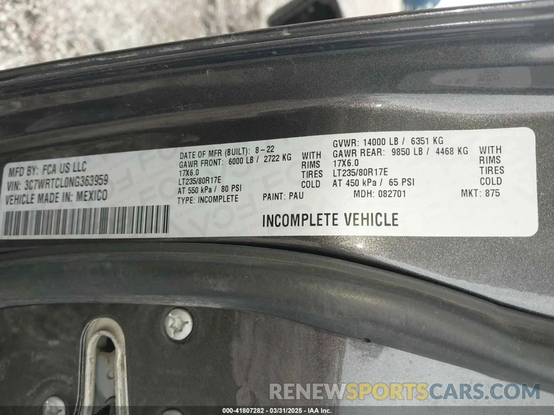 9 Photograph of a damaged car 3C7WRTCL0NG363959 RAM 3500 CHASSIS 2022