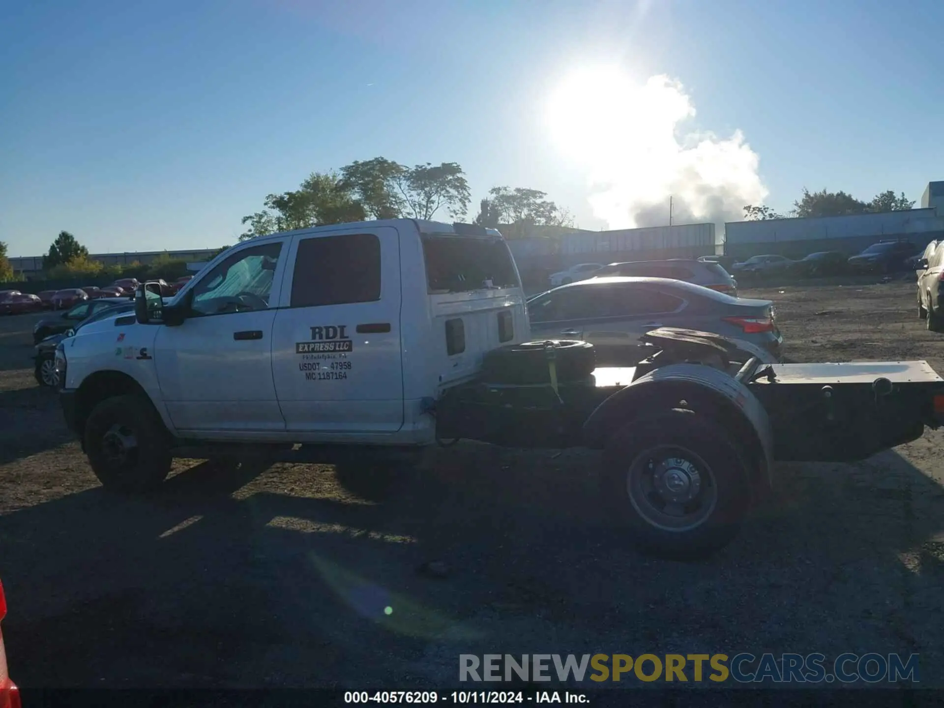14 Photograph of a damaged car 3C7WRSCL1PG510626 RAM 3500 CHASSIS 2023