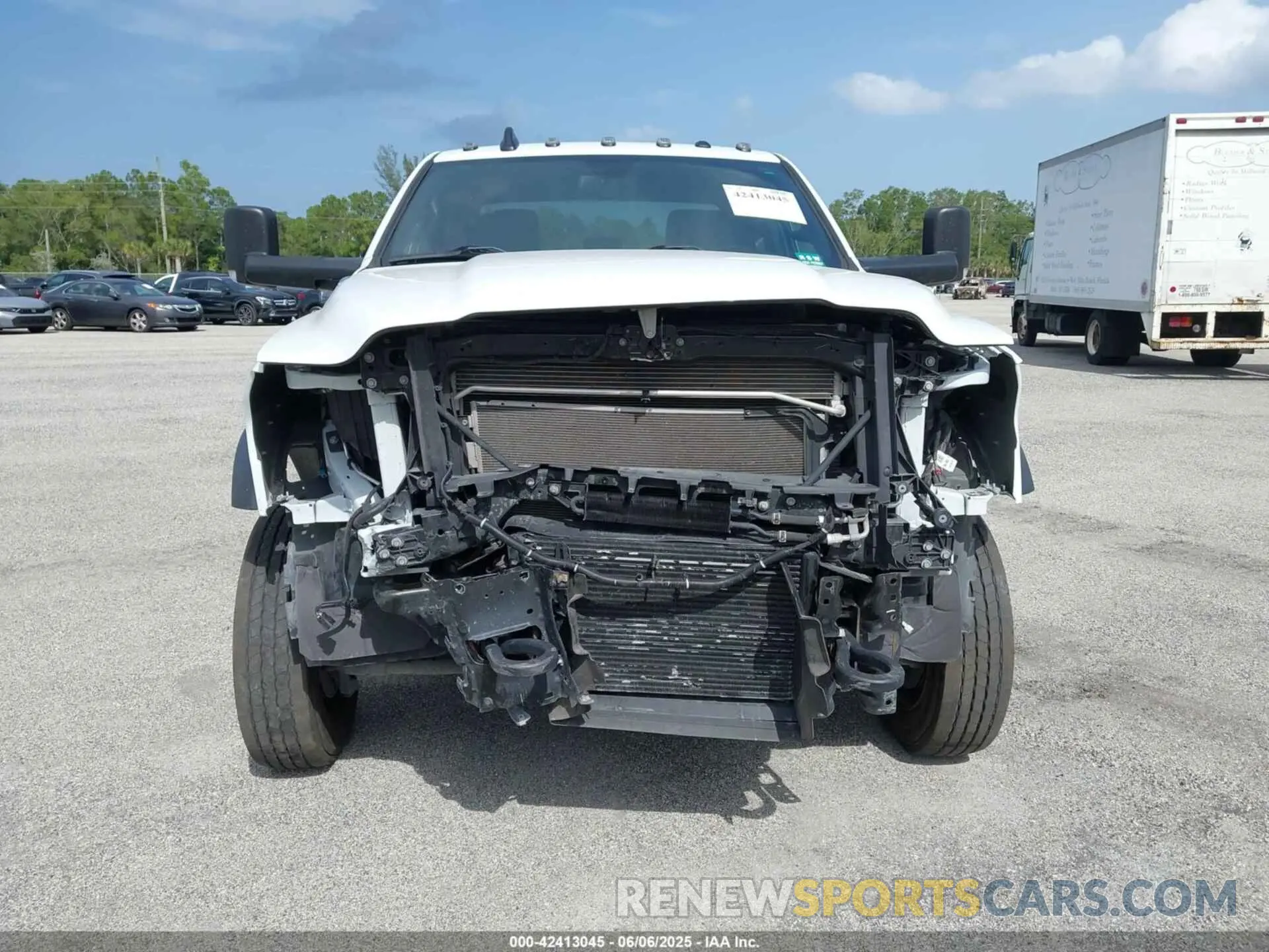 13 Photograph of a damaged car 3C7WRLFLXNG329832 RAM 4500 2022
