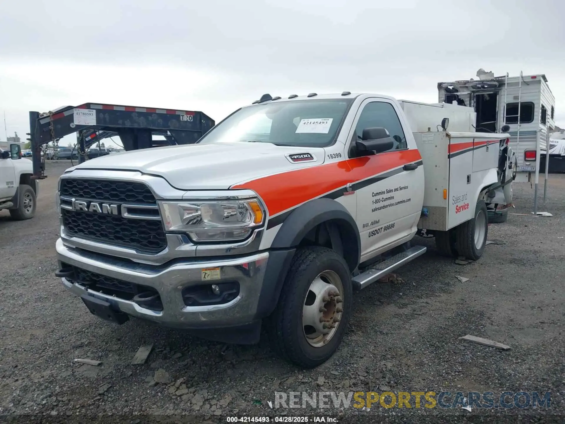 2 Фотография поврежденного автомобиля 3C7WRLAL0KG522137 RAM 4500 CHASSIS 2019