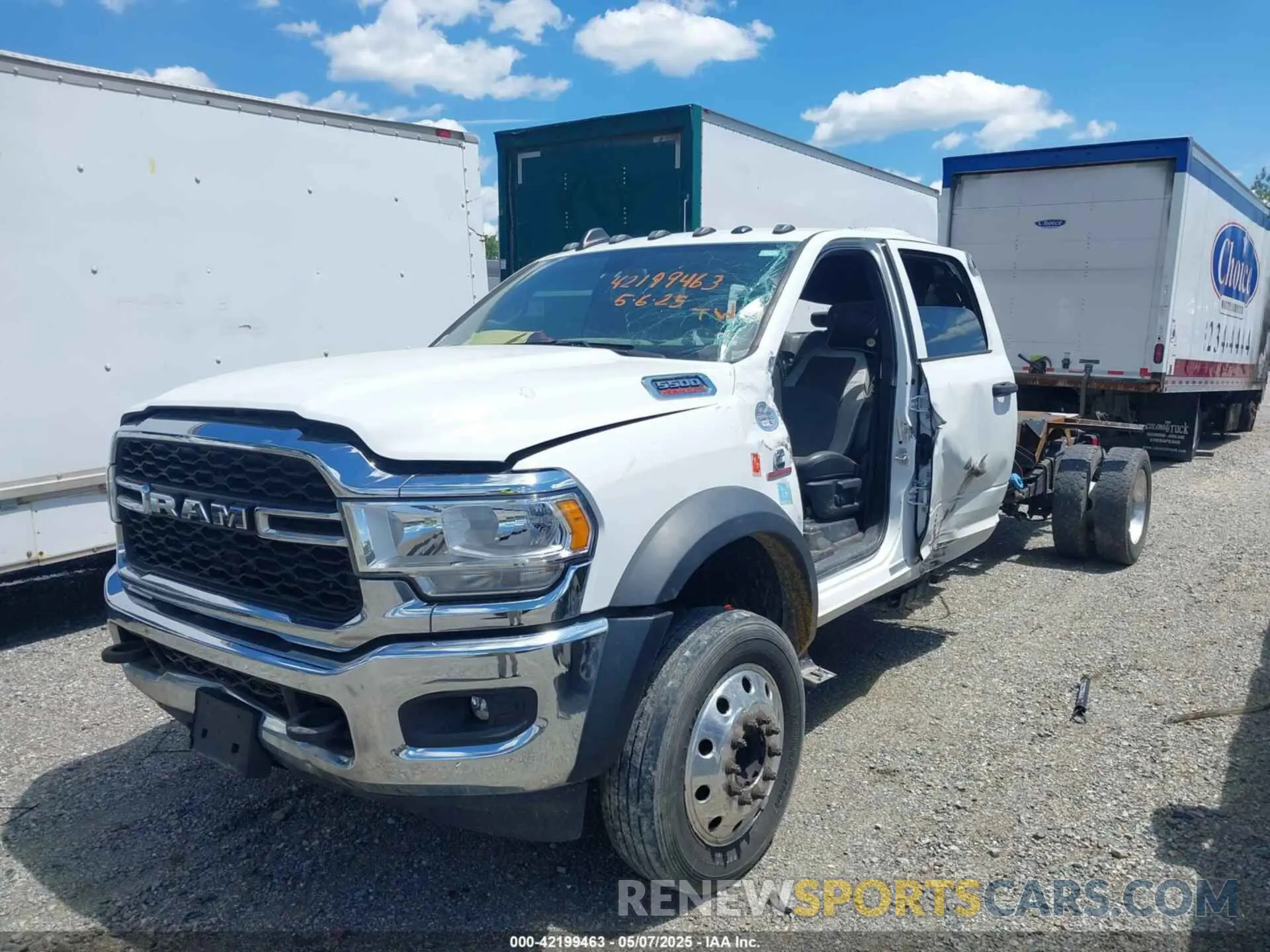11 Photograph of a damaged car 3C7WRNFL3MG683511 RAM 5500 CHASSIS 2021