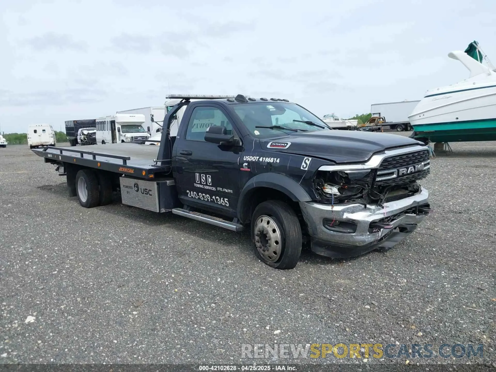 1 Photograph of a damaged car 3C7WRNDL3NG132757 RAM 5500 CHASSIS 2022