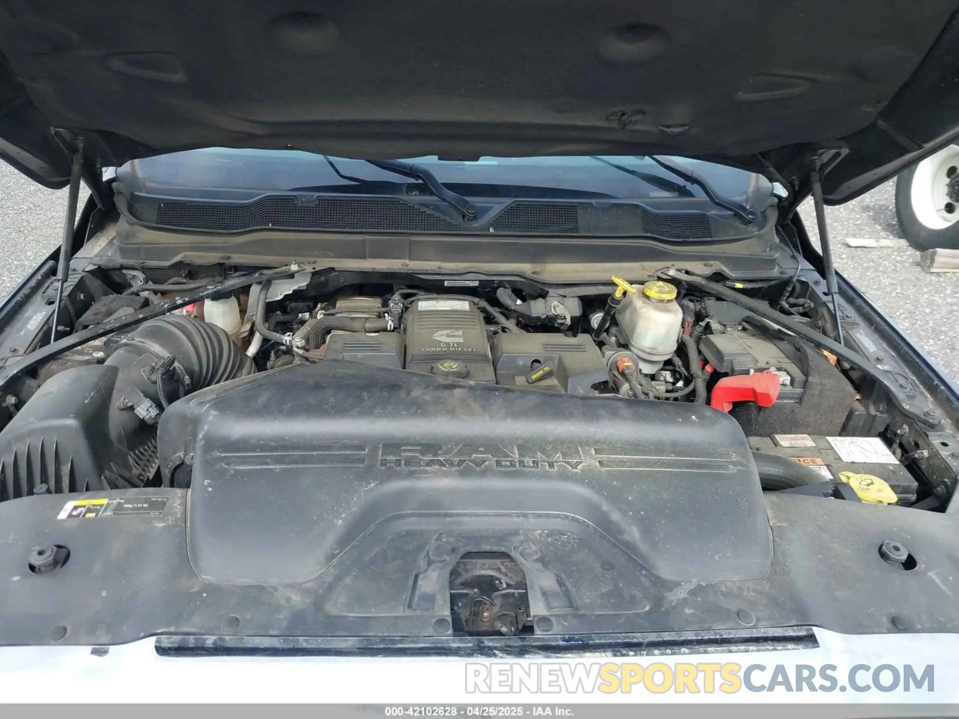 9 Photograph of a damaged car 3C7WRNDL3NG132757 RAM 5500 CHASSIS 2022