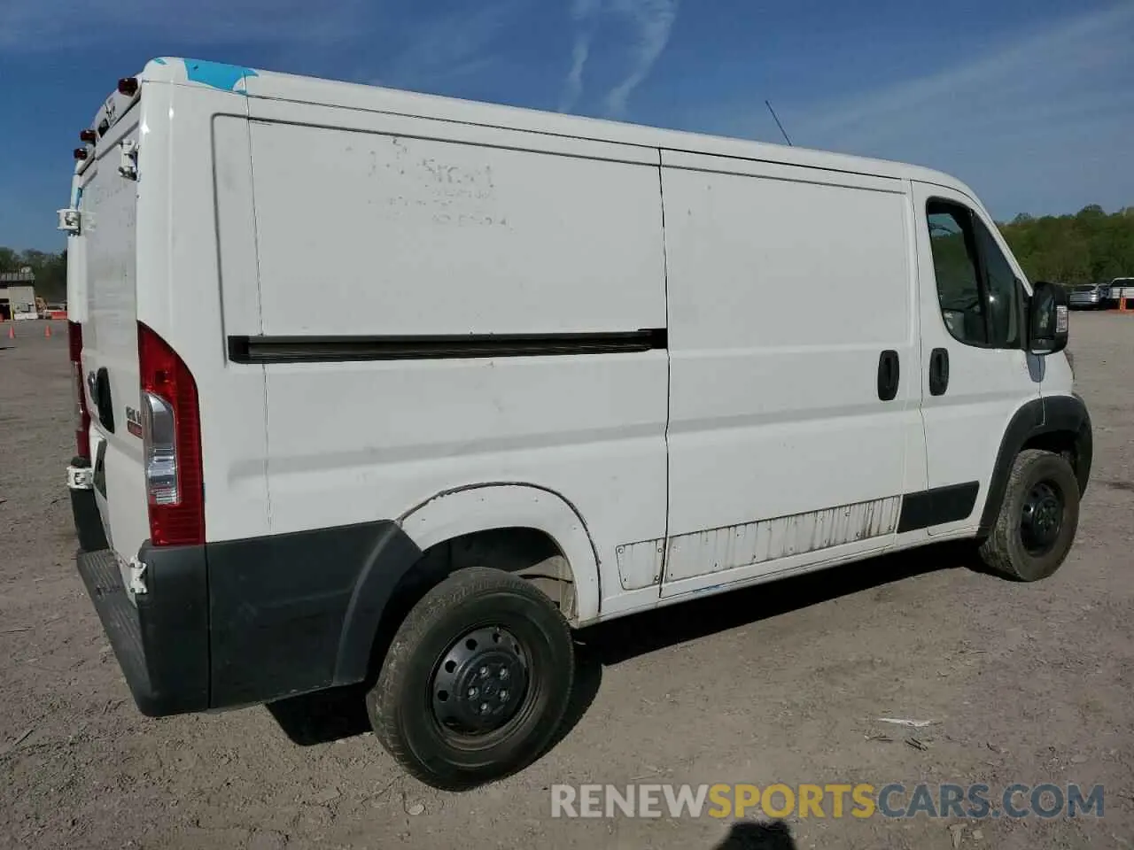 3 Фотография поврежденного автомобиля 3C6TRVAG2KE525347 RAM All Models 2019