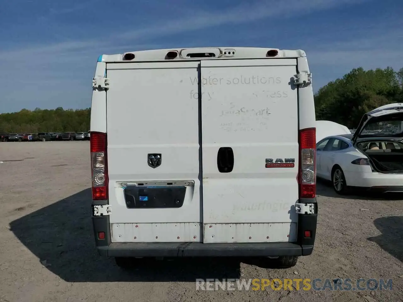 6 Фотография поврежденного автомобиля 3C6TRVAG2KE525347 RAM All Models 2019
