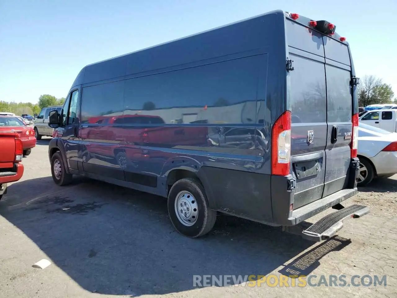 2 Фотография поврежденного автомобиля 3C6URVJG2KE541763 RAM All Models 2019