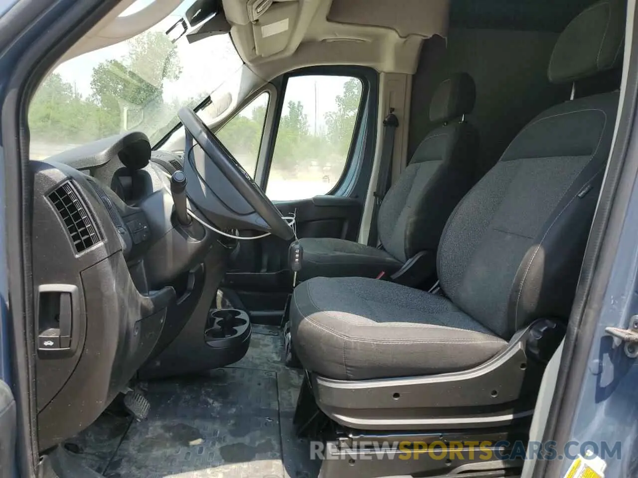 7 Photograph of a damaged car 3C6URVJG3KE564100 RAM All Models 2019