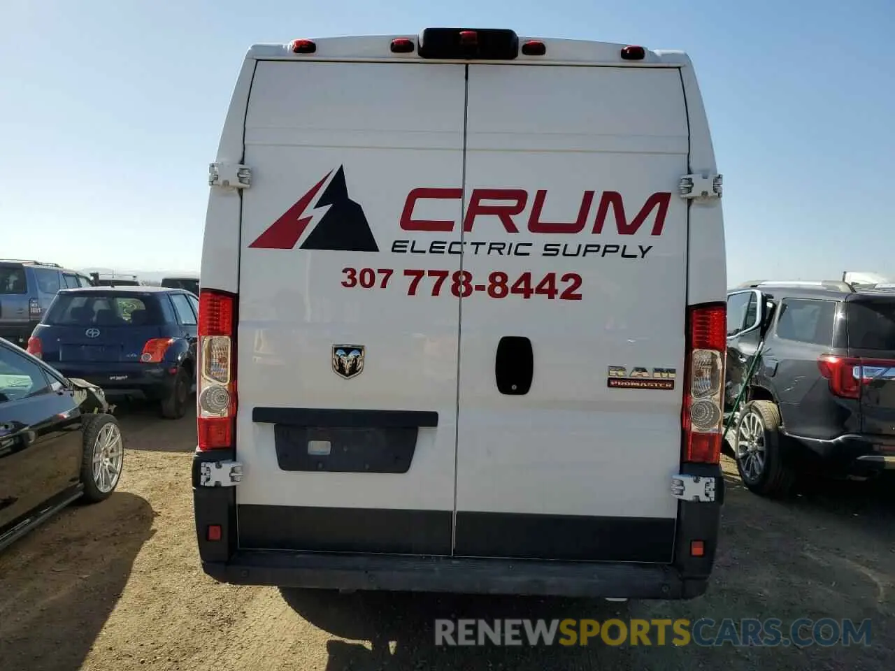 6 Photograph of a damaged car 3C6URVJG7KE501131 RAM All Models 2019