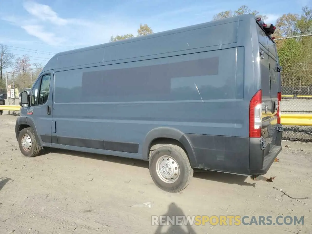 2 Фотография поврежденного автомобиля 3C6URVJG8KE555280 RAM All Models 2019