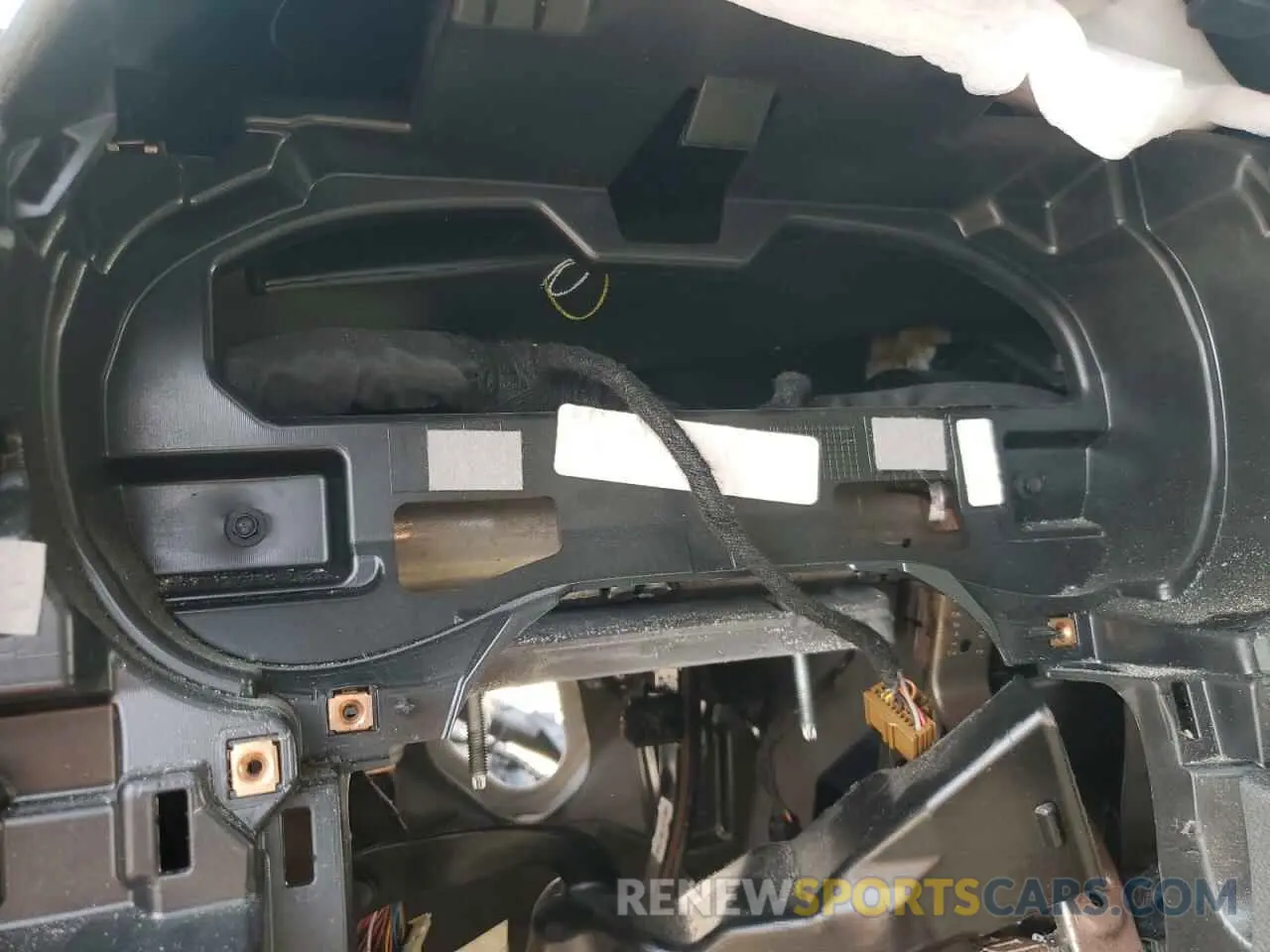 9 Photograph of a damaged car 3C7WRSBL1KG553096 RAM All Models 2019