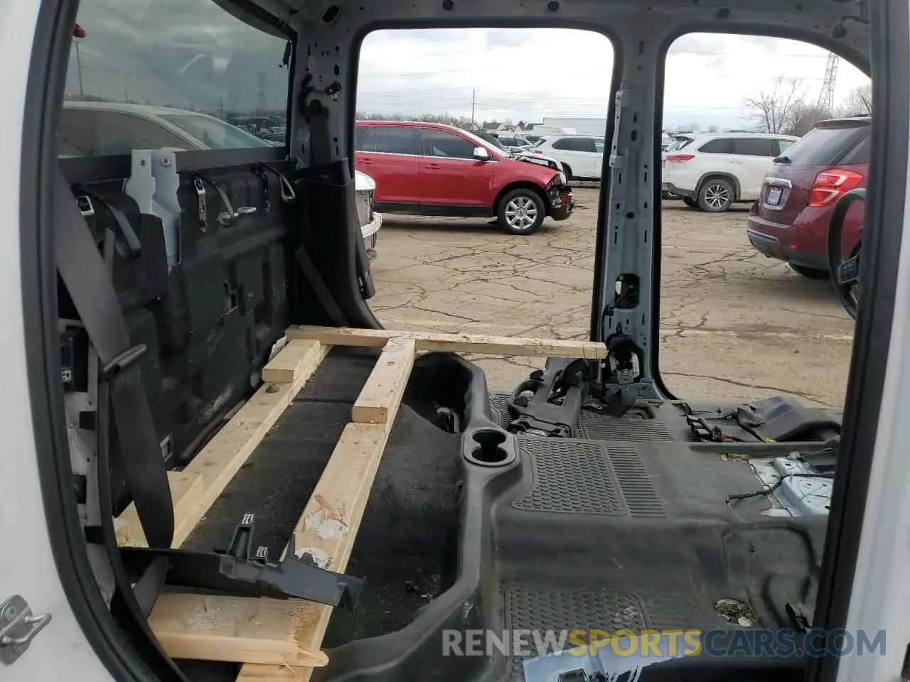 10 Фотография поврежденного автомобиля 3C7WRNFL2MG562467 RAM All Models 2021