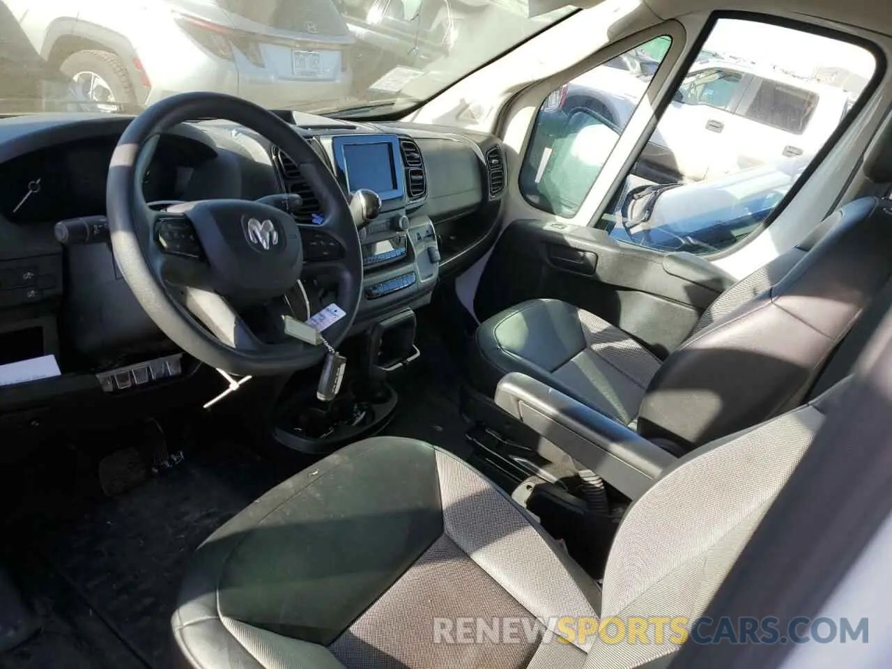 8 Фотография поврежденного автомобиля 3C6LRVBG3NE109746 RAM All Models 2022