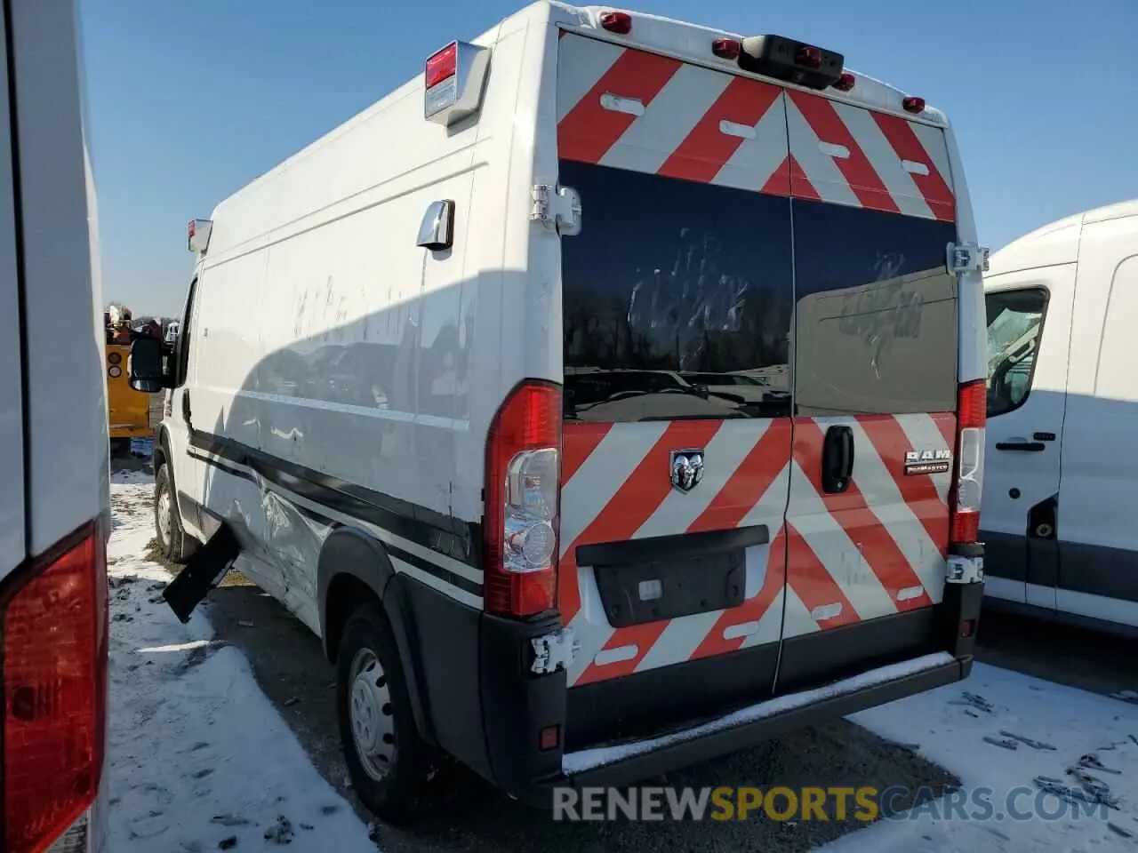 2 Фотография поврежденного автомобиля 3C6LRVDG7NE123307 RAM All Models 2022