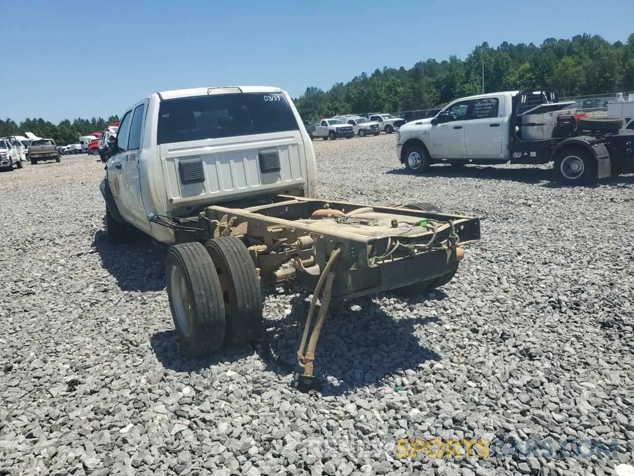 2 Photograph of a damaged car 3C7WRNELXNG255664 RAM All Models 2022