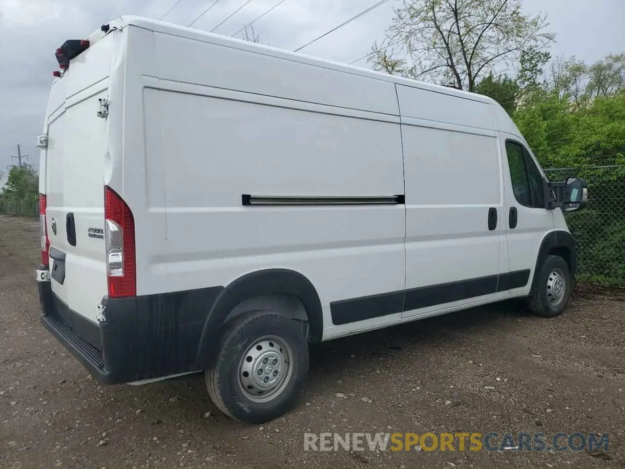3 Фотография поврежденного автомобиля 3C6LRVDG6PE563926 RAM All Models 2023