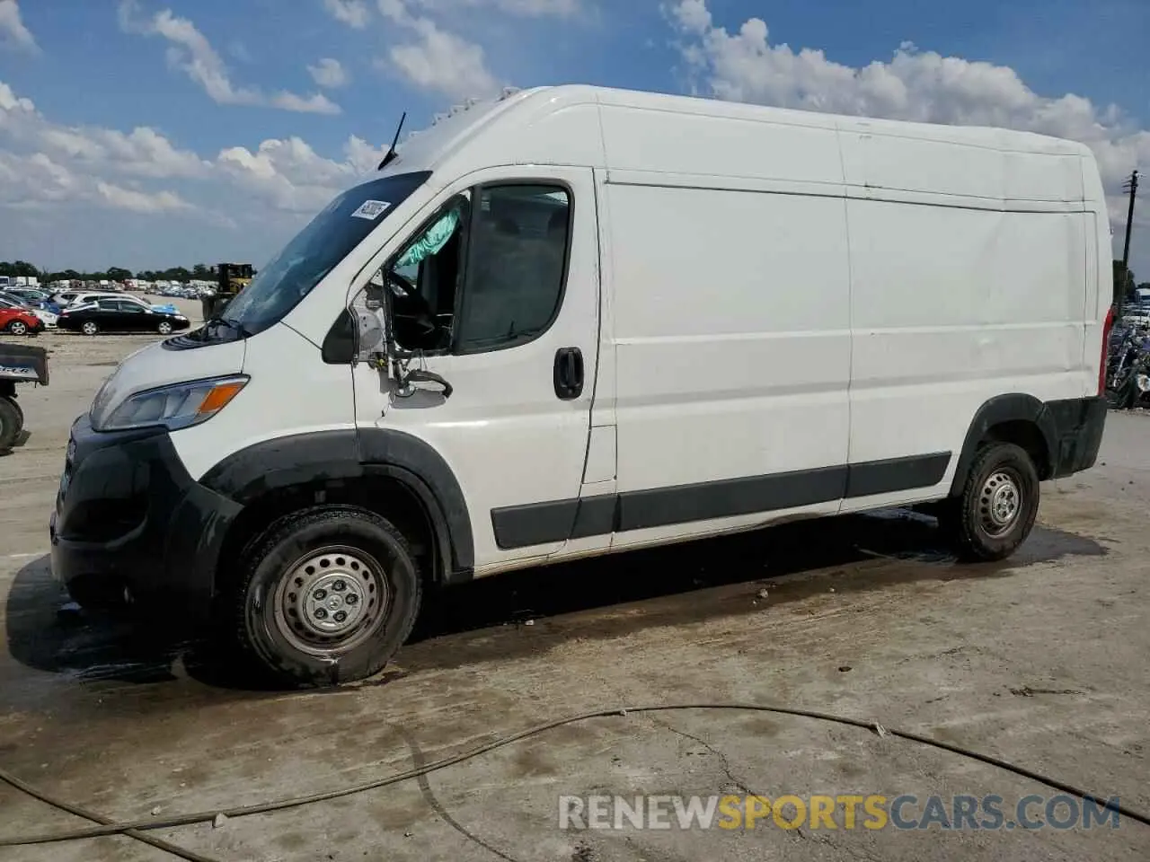 1 Фотография поврежденного автомобиля 3C6LRVDGXRE150992 RAM All Models 2024