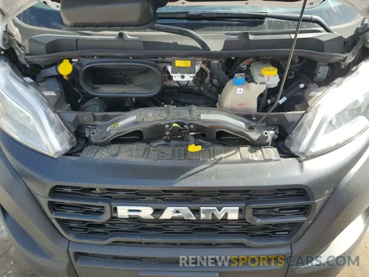 12 Фотография поврежденного автомобиля 3C6LRVDGXRE150992 RAM All Models 2024