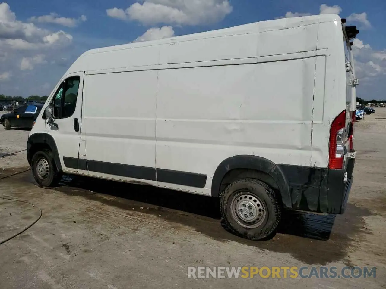 2 Фотография поврежденного автомобиля 3C6LRVDGXRE150992 RAM All Models 2024