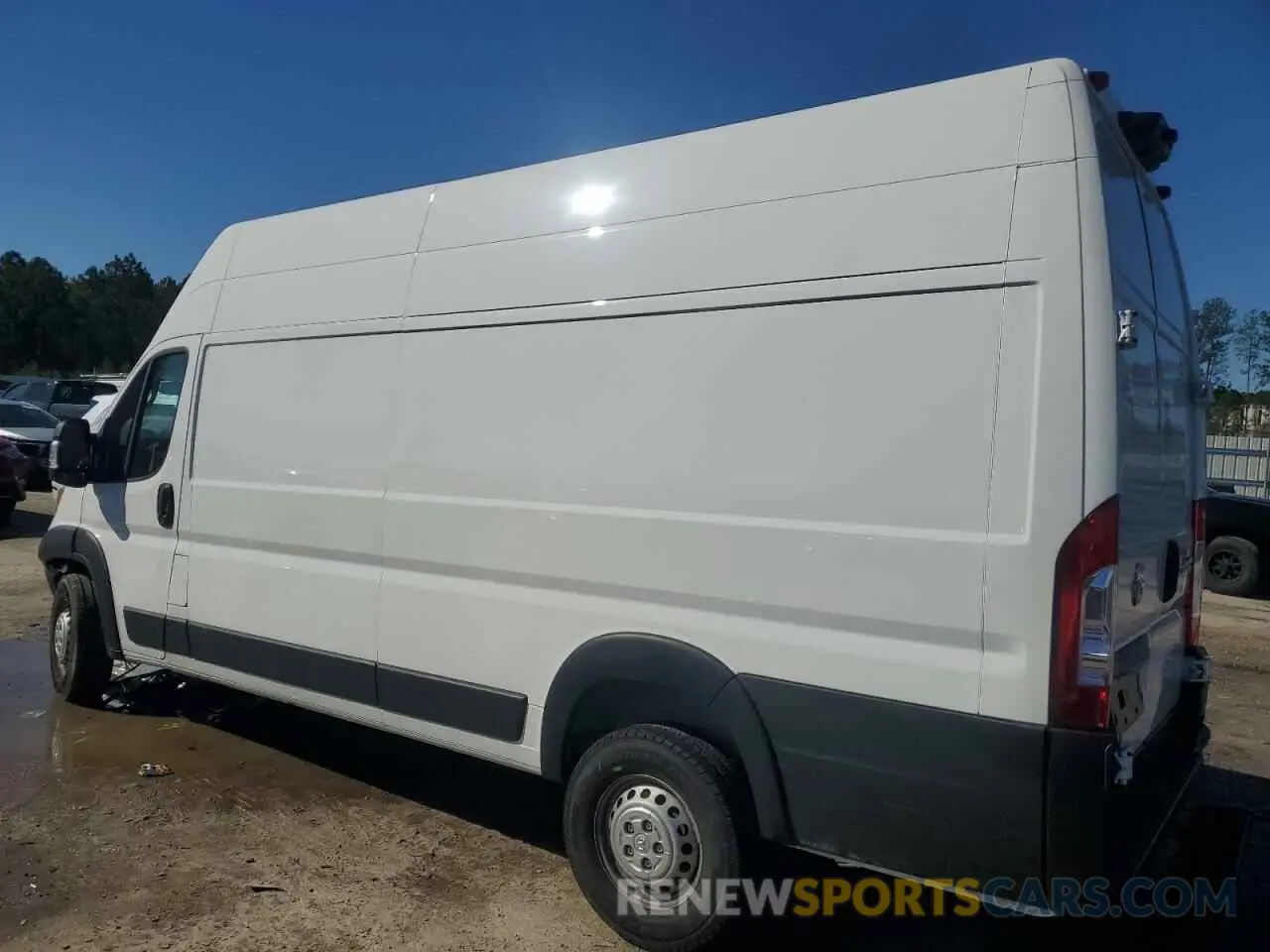 2 Фотография поврежденного автомобиля 3C6MRVSG2RE100837 RAM All Models 2024