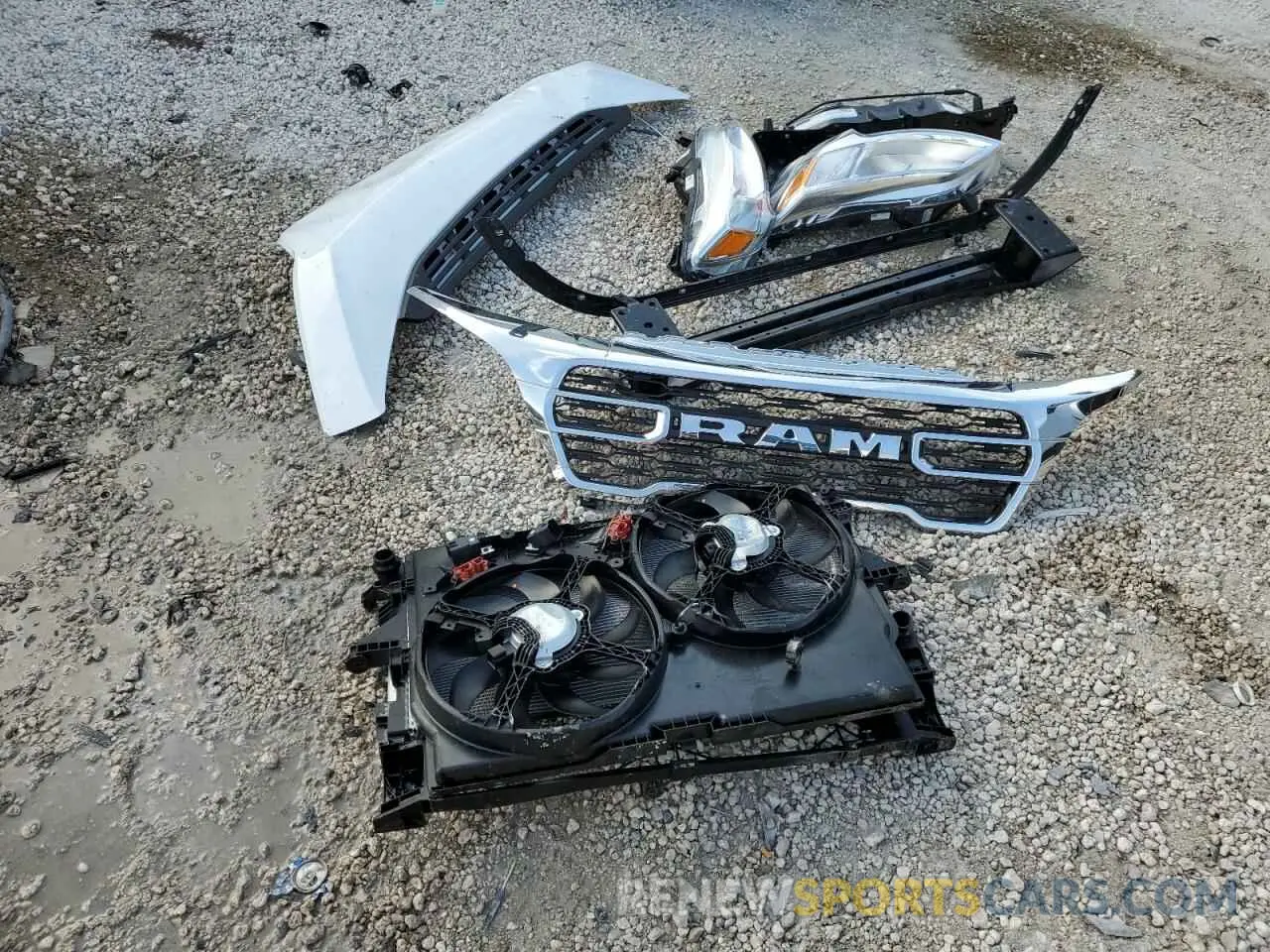 13 Photograph of a damaged car 3C6LRVVG3SE516067 RAM All Models 2025