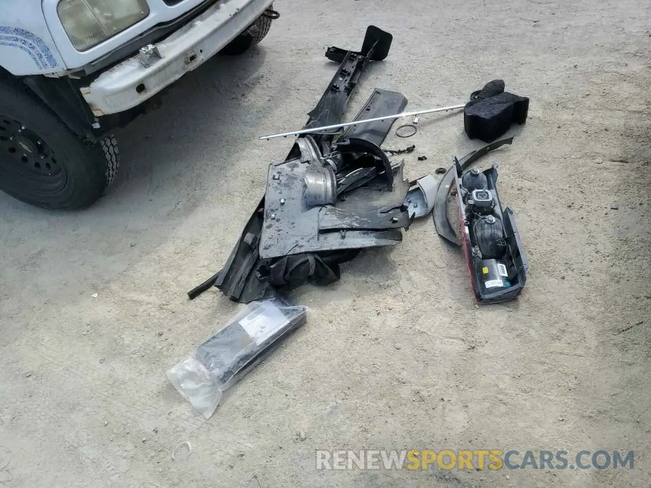 13 Фотография поврежденного автомобиля 3C6MRVHG3SE517817 RAM All Models 2025