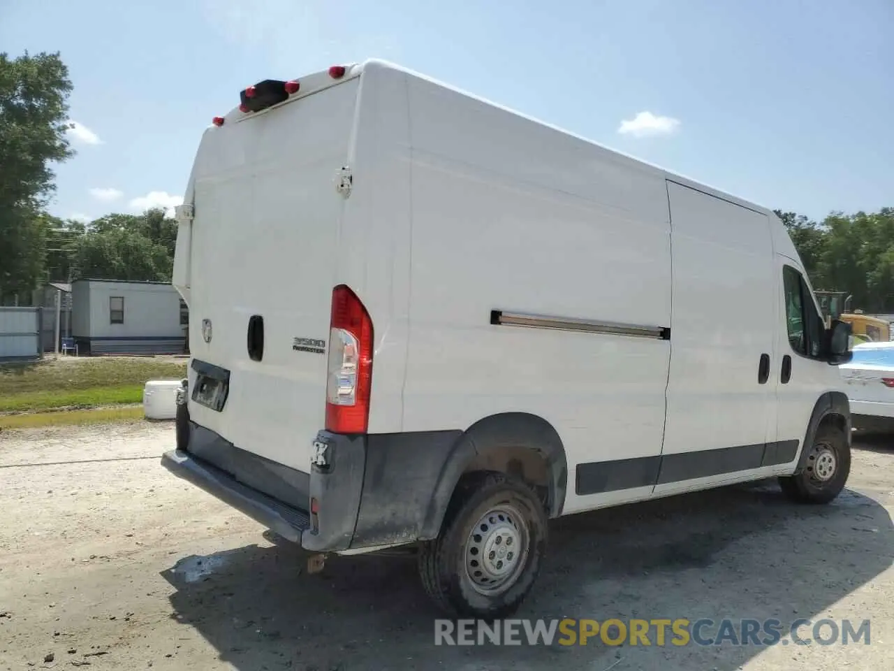 3 Фотография поврежденного автомобиля 3C6MRVHG3SE517817 RAM All Models 2025