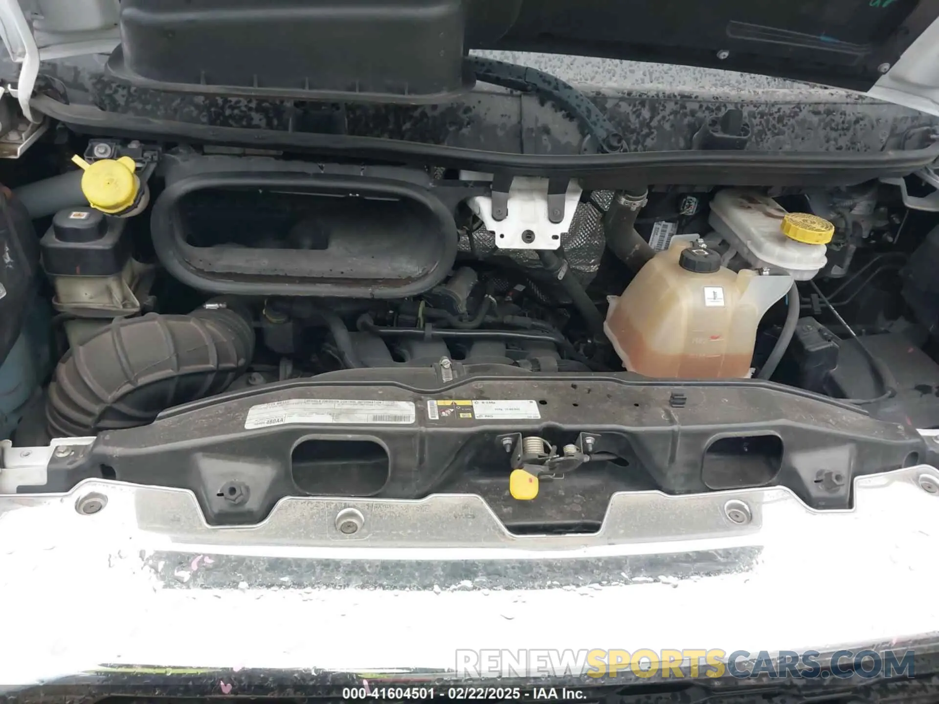 10 Photograph of a damaged car 3C6TRVAG5KE507151 RAM PROMASTER 1500 2019
