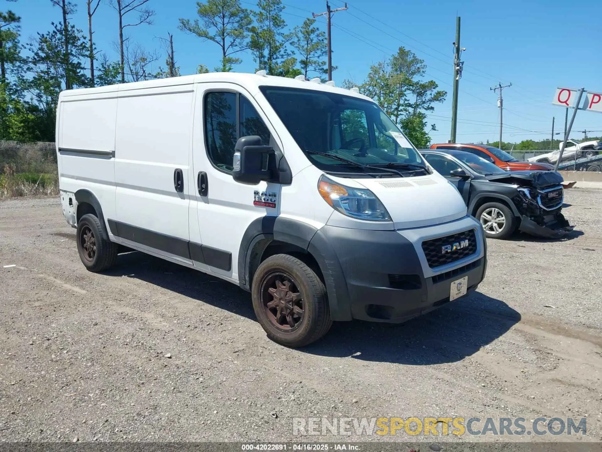 1 Фотография поврежденного автомобиля 3C6TRVAG9KE501966 RAM PROMASTER 1500 2019