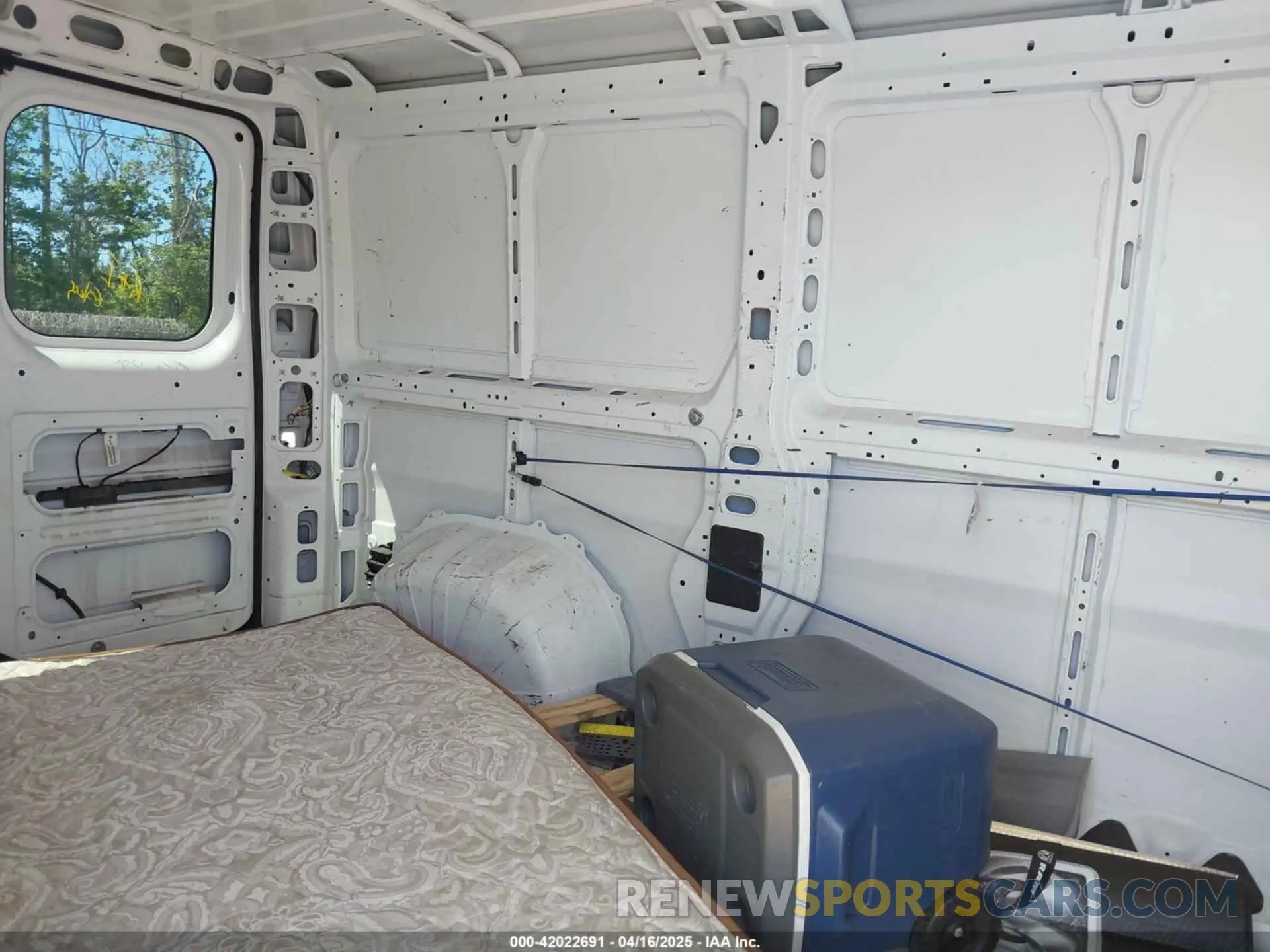 8 Фотография поврежденного автомобиля 3C6TRVAG9KE501966 RAM PROMASTER 1500 2019