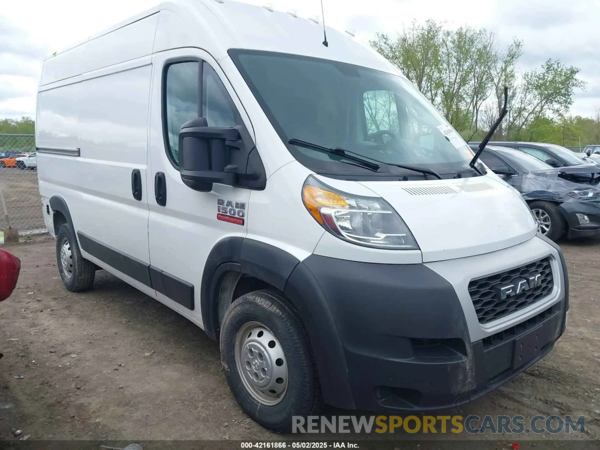 1 Photograph of a damaged car 3C6TRVBG2KE512970 RAM PROMASTER 1500 2019