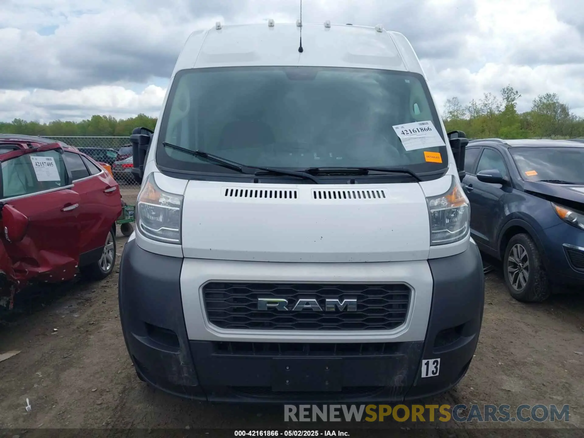 12 Photograph of a damaged car 3C6TRVBG2KE512970 RAM PROMASTER 1500 2019