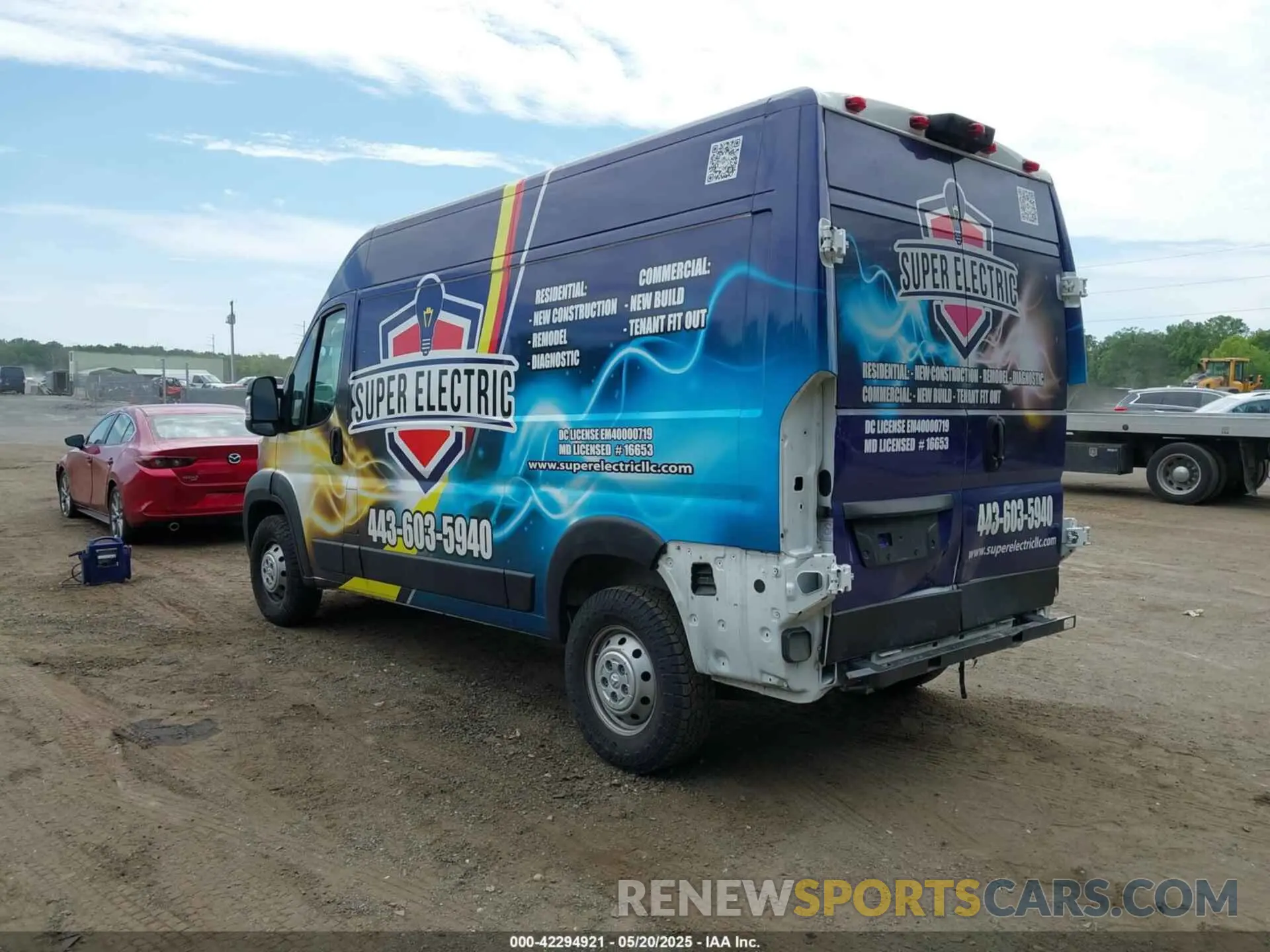 3 Фотография поврежденного автомобиля 3C6TRVBG5KE565887 RAM PROMASTER 1500 2019