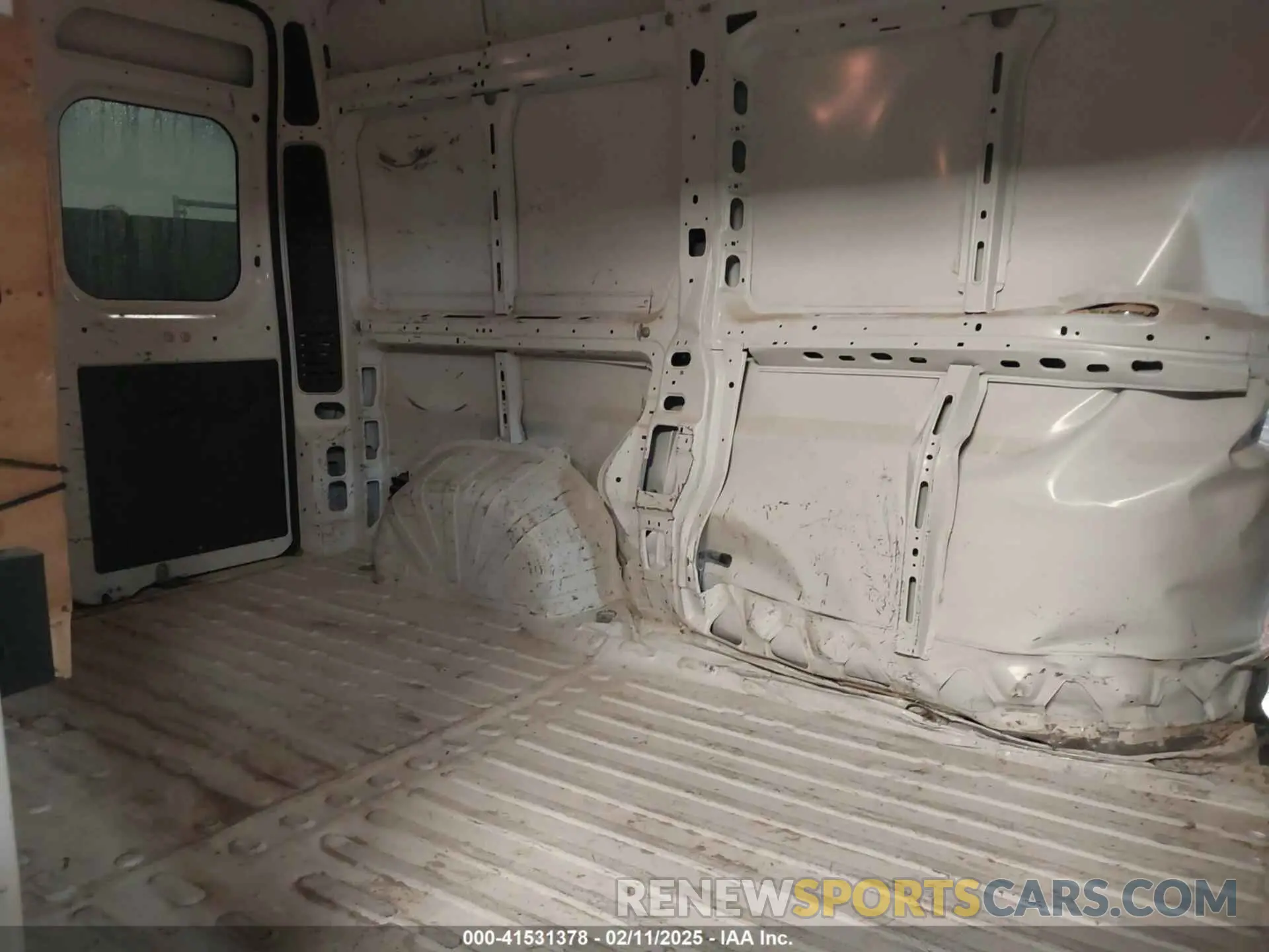 8 Фотография поврежденного автомобиля 3C6TRVBG6KE518612 RAM PROMASTER 1500 2019