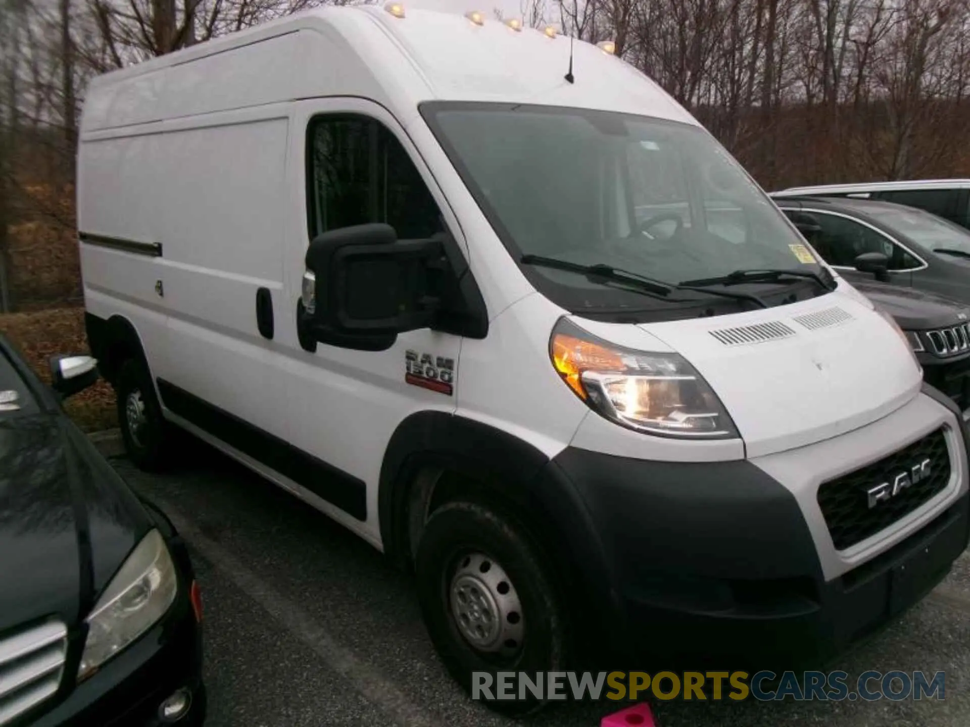 11 Photograph of a damaged car 3C6TRVBG7KE559248 RAM PROMASTER 1500 2019