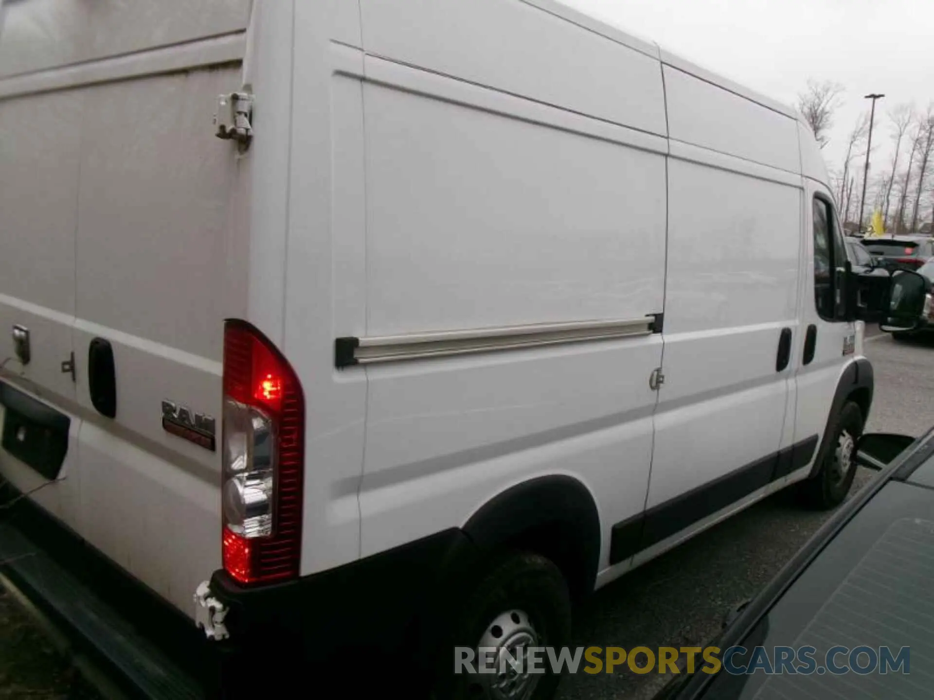 12 Photograph of a damaged car 3C6TRVBG7KE559248 RAM PROMASTER 1500 2019