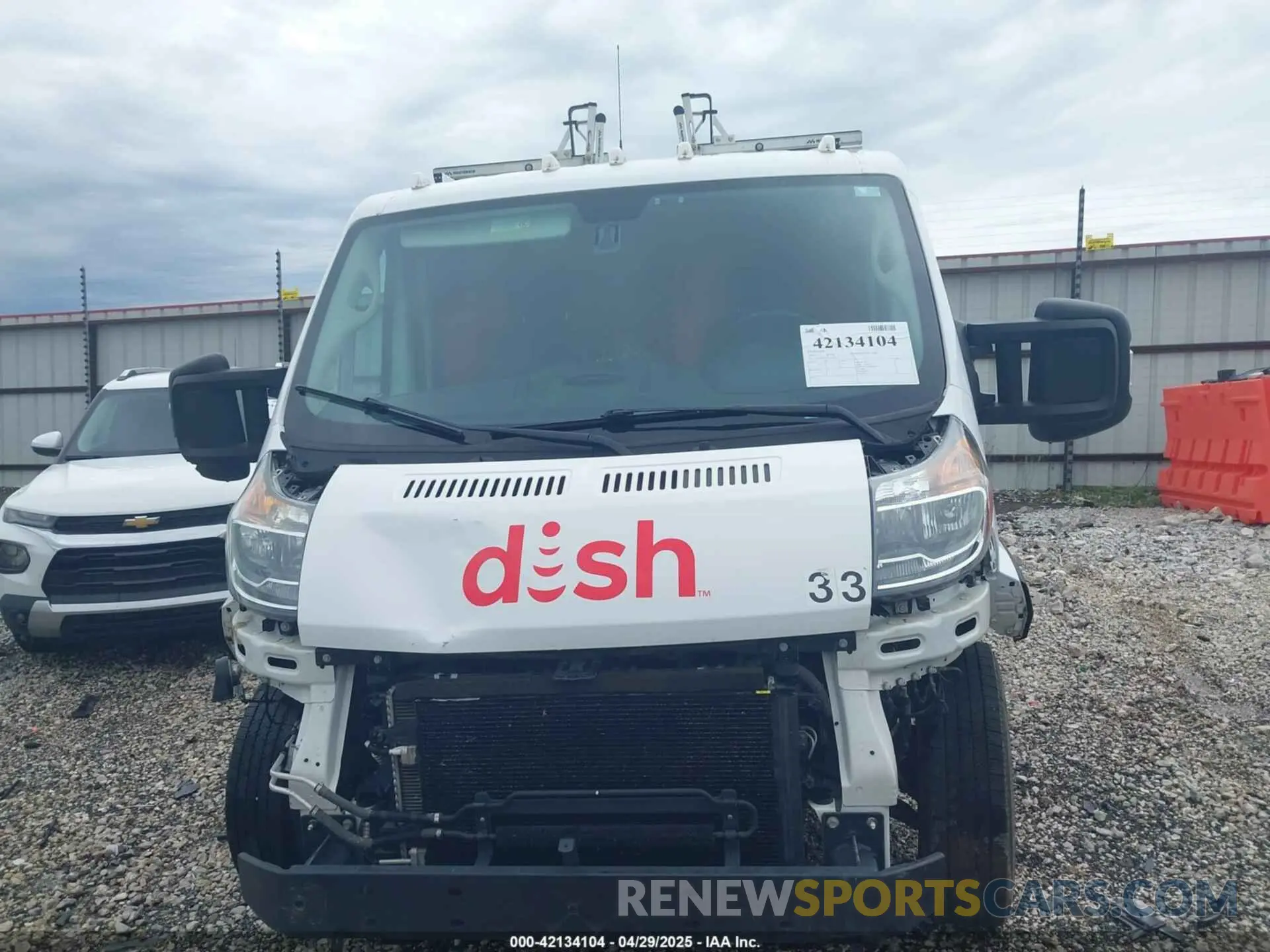 13 Photograph of a damaged car 3C6TRVAG1LE130156 RAM PROMASTER 1500 2020