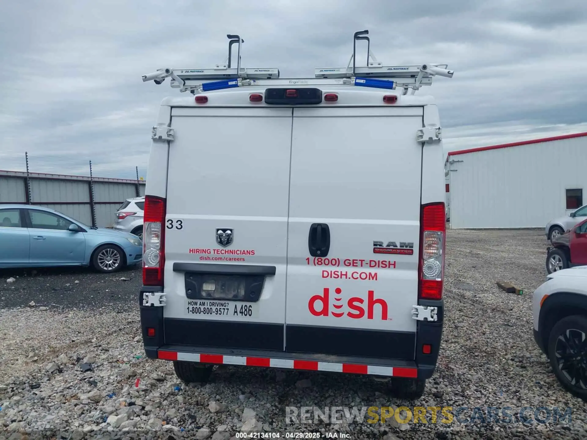 17 Photograph of a damaged car 3C6TRVAG1LE130156 RAM PROMASTER 1500 2020