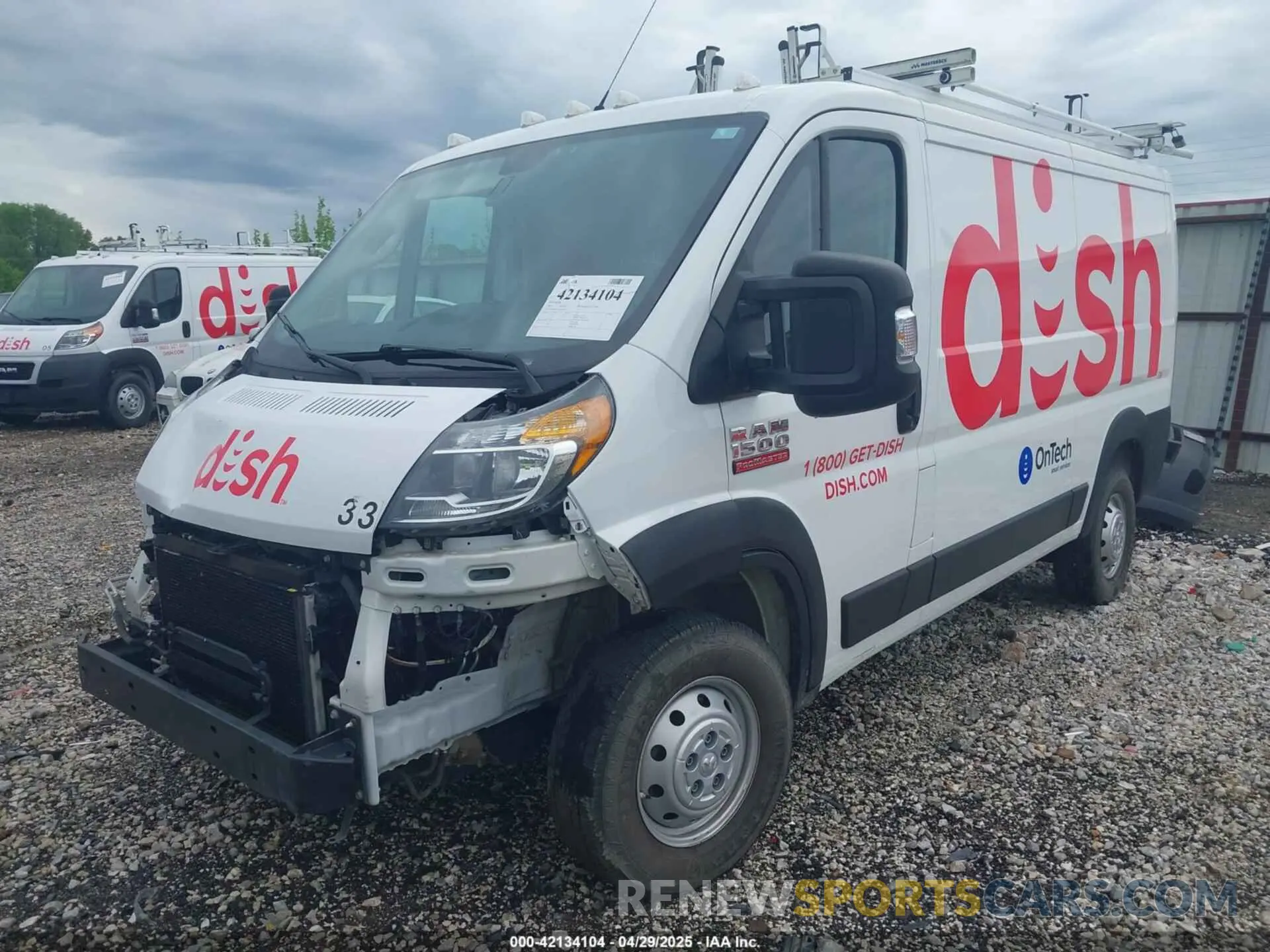 2 Photograph of a damaged car 3C6TRVAG1LE130156 RAM PROMASTER 1500 2020