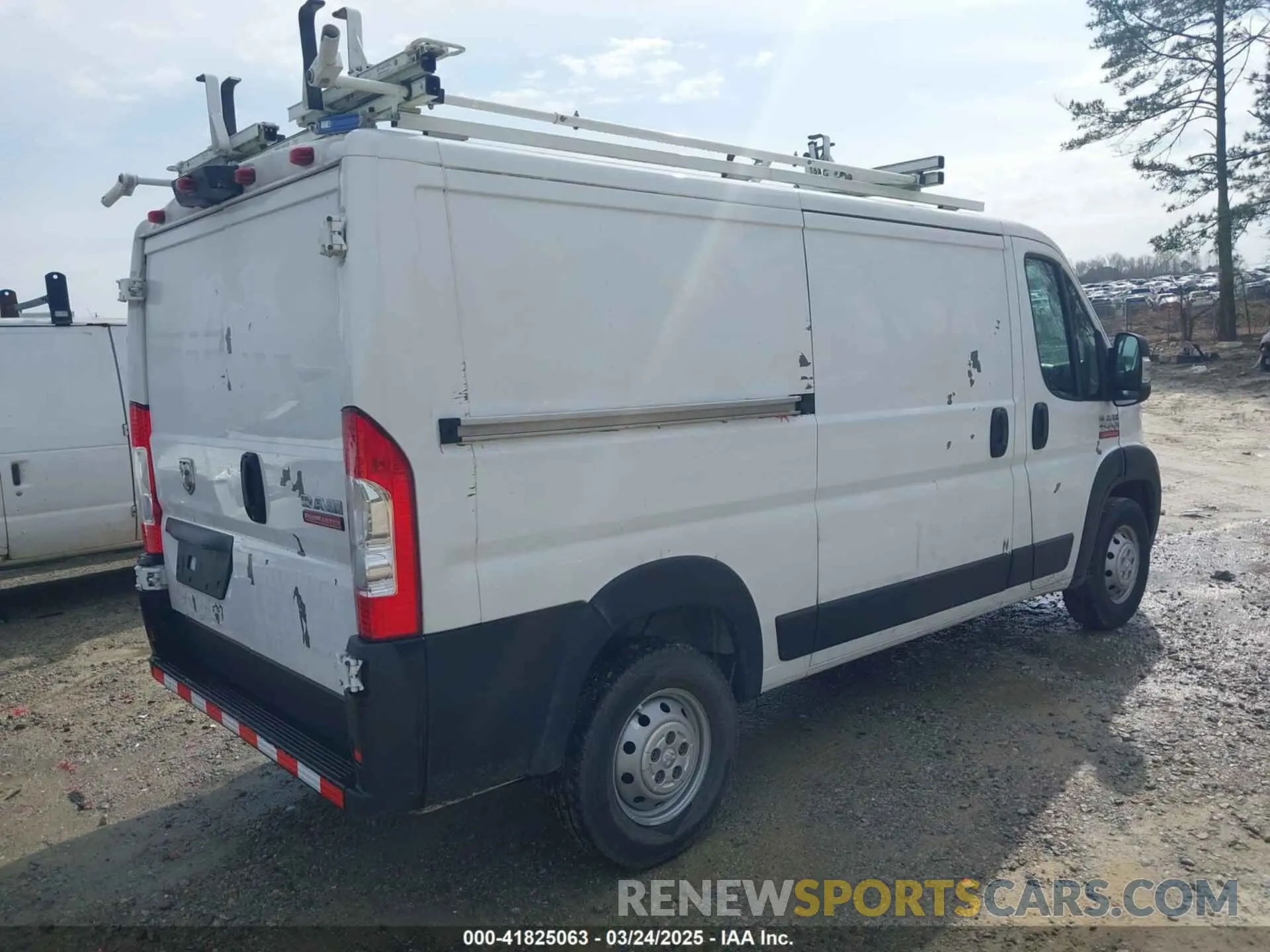 4 Фотография поврежденного автомобиля 3C6TRVAG1LE135423 RAM PROMASTER 1500 2020