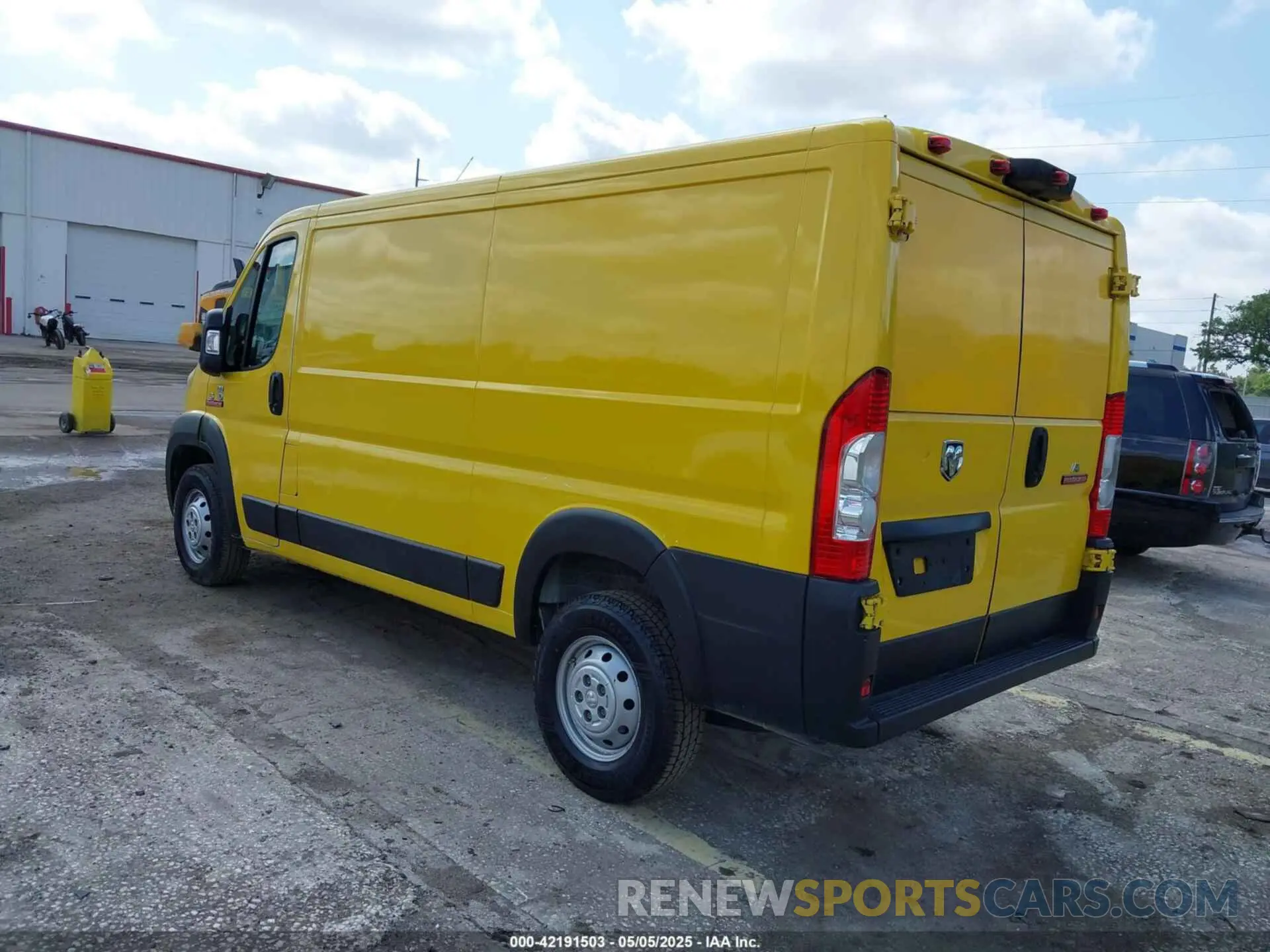 3 Фотография поврежденного автомобиля 3C6TRVAG6LE127298 RAM PROMASTER 1500 2020