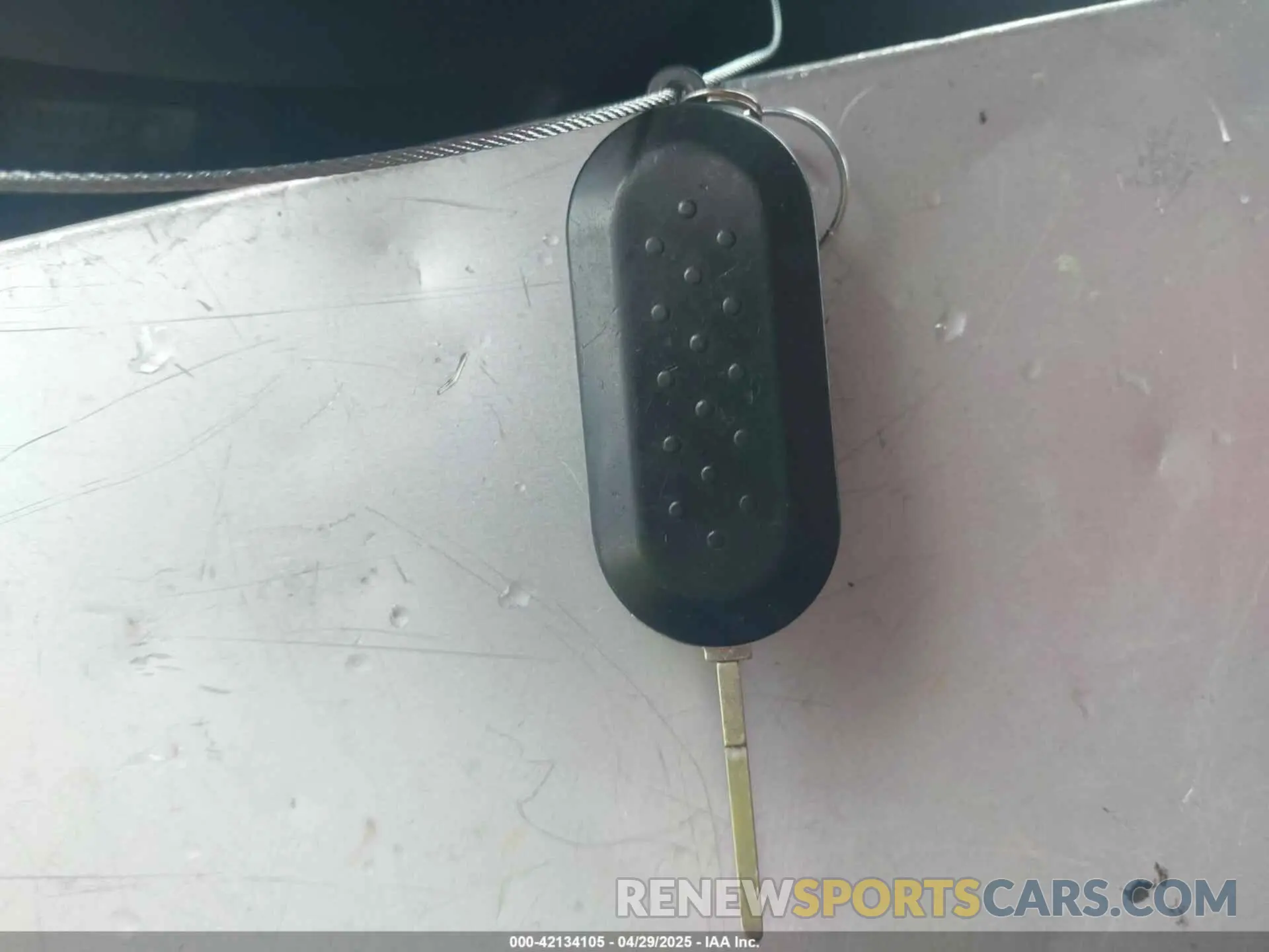 11 Photograph of a damaged car 3C6TRVAG6LE138219 RAM PROMASTER 1500 2020