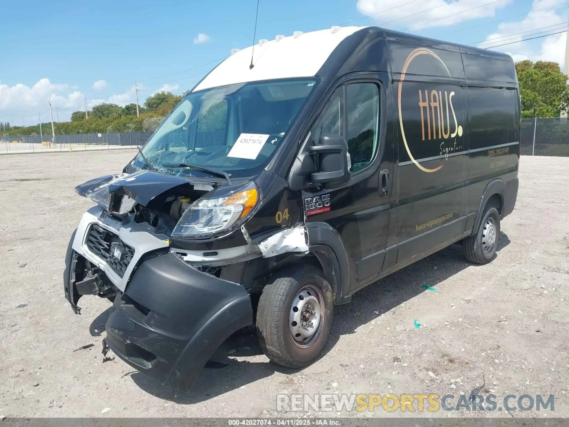 2 Photograph of a damaged car 3C6TRVBG2LE125496 RAM PROMASTER 1500 2020